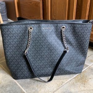 Michael Kors Jet Set Travel/Laptop Bag